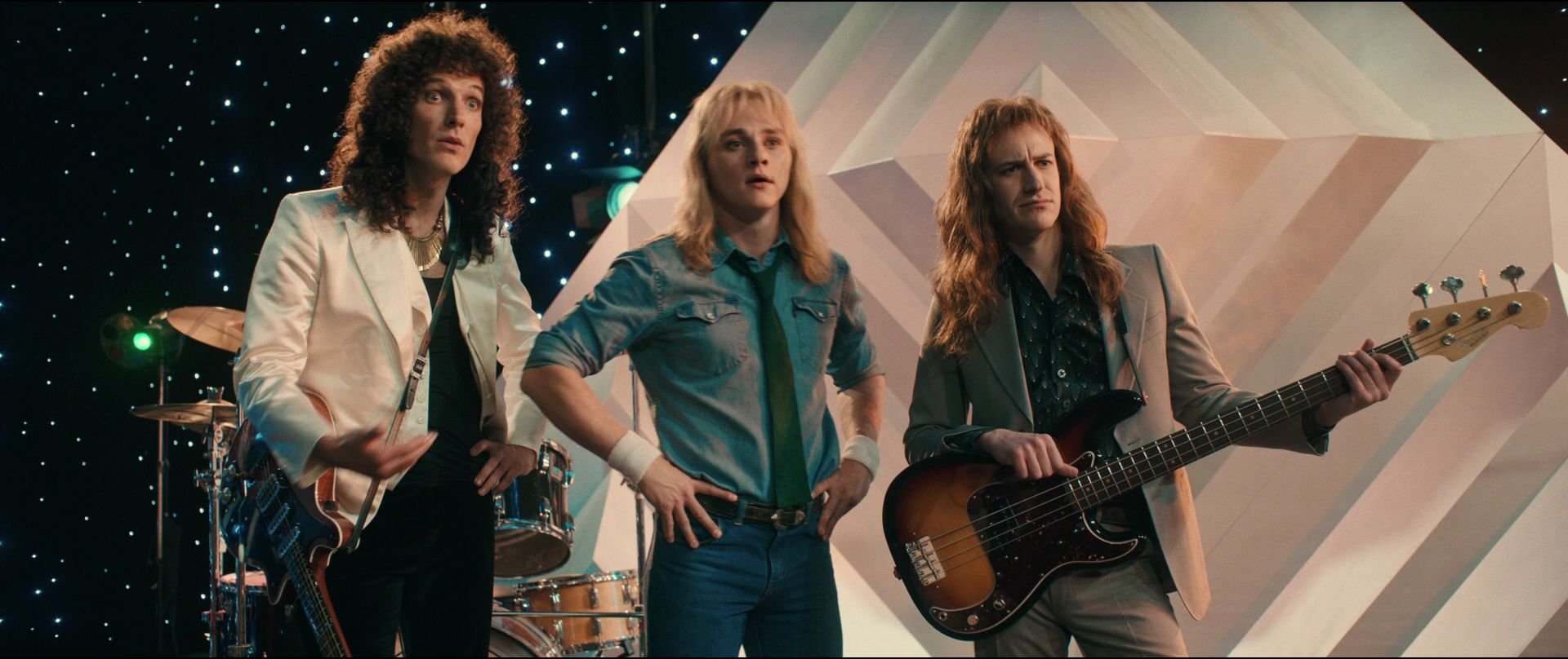 Рапсодия 2018. Queen Bohemian Rhapsody screenshot. Гауди Богемская рапсодия. Bohemian Rhapsody film HD.